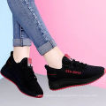 2021 Neue Mode Running Shoes Student Fashion Casual Schuhe Frauenschuhe Frauen Schuhe Schuhe